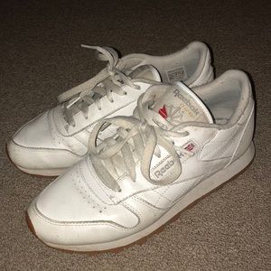 Reebok white leather classic sneakers